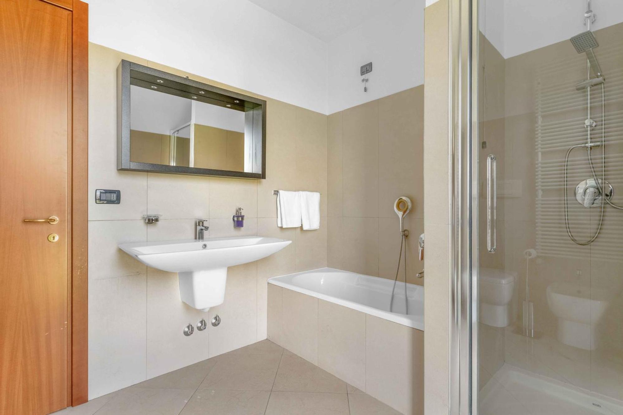 Santa Giulia Suite - Futurismo 17 Milano Exterior foto